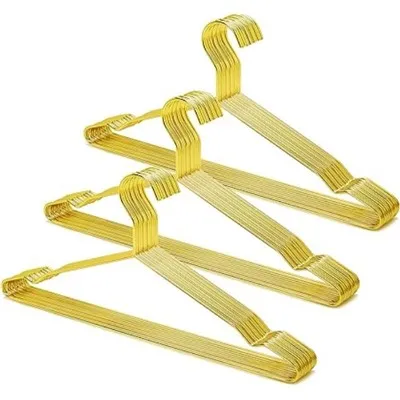 Wieszaki z drutu ze złotego drutu